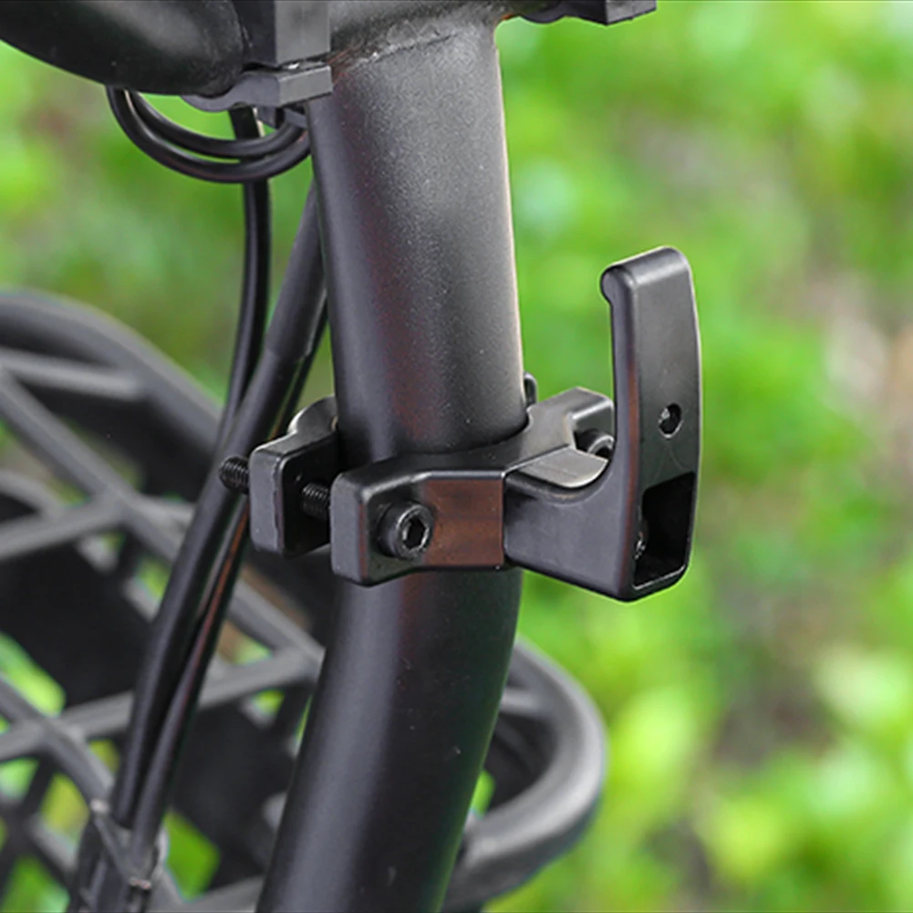 Крючки для крепления сумок и а – обзор и цена Cycling Commute Bag